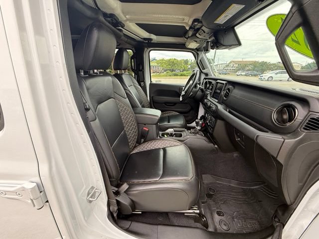 Used 2021 Jeep Gladiator Overland AWD/4WD image 12
