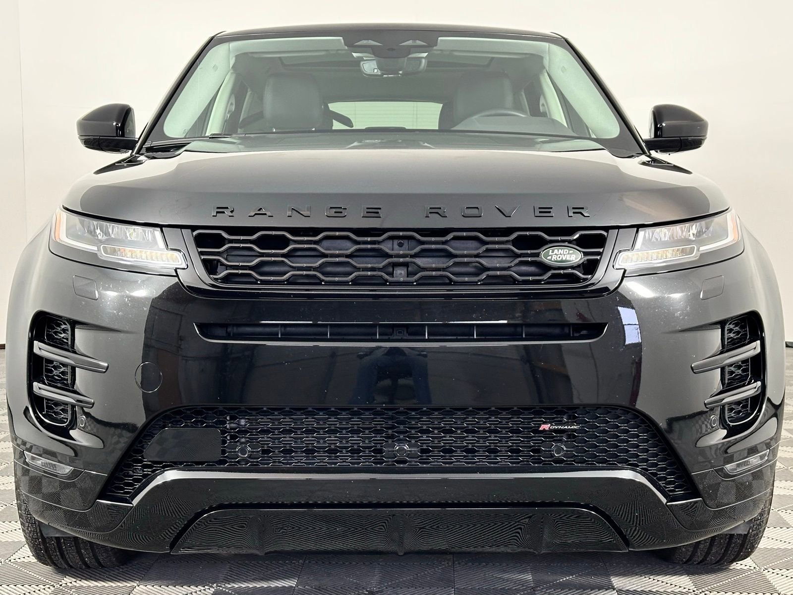 Used 2023 Land Rover Range Rover Evoque R-Dynamic S image 22