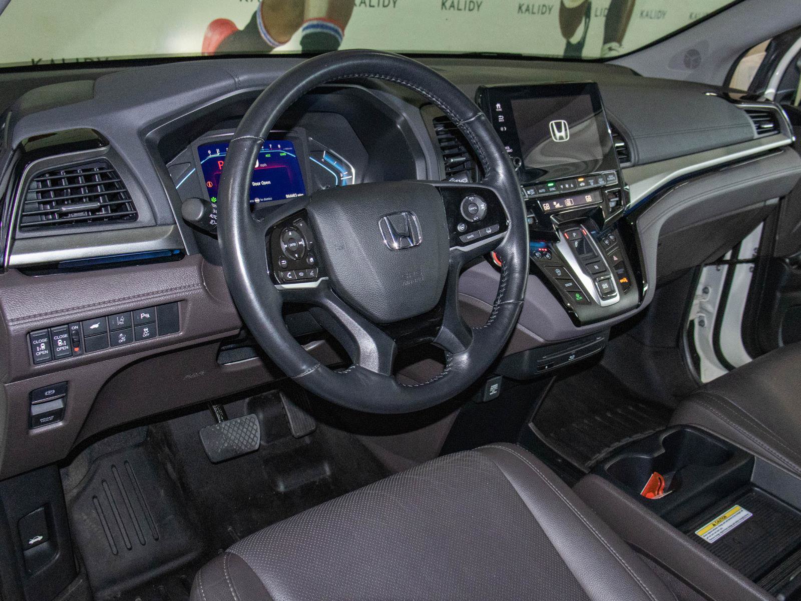 Used 2019 Honda Odyssey Elite image 6