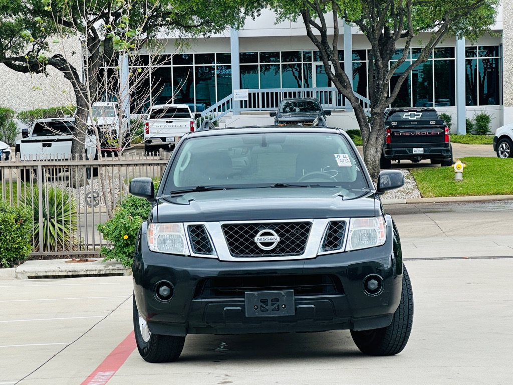 Used 2012 Nissan Pathfinder S RWD image 2