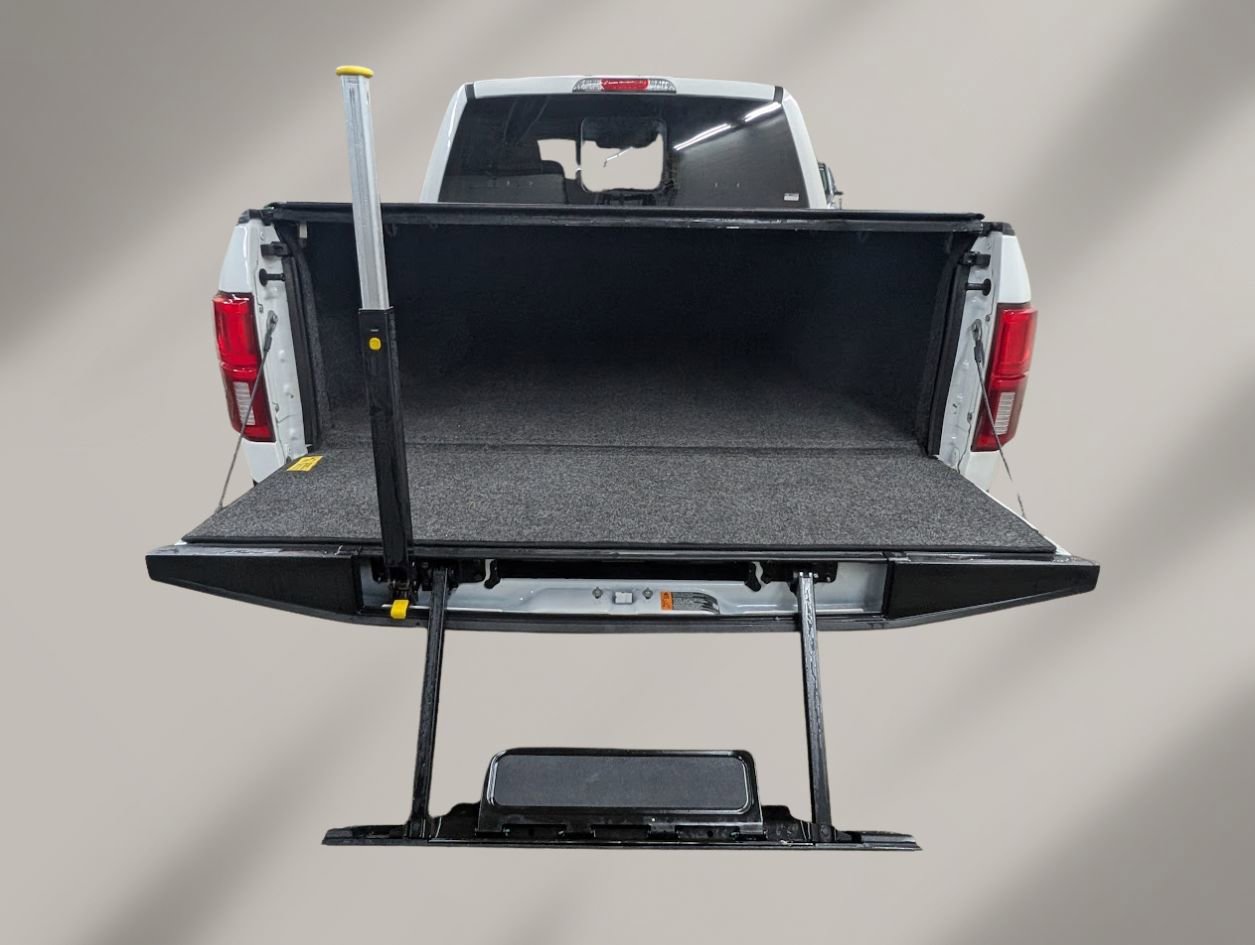 Used 2020 Ford F150 Platinum w/ Equipment Group 701A Luxury image 27