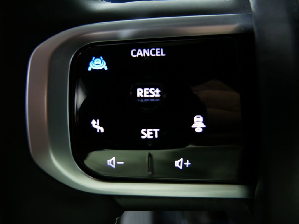 Used 2025 Nissan Armada Platinum Reserve image 22