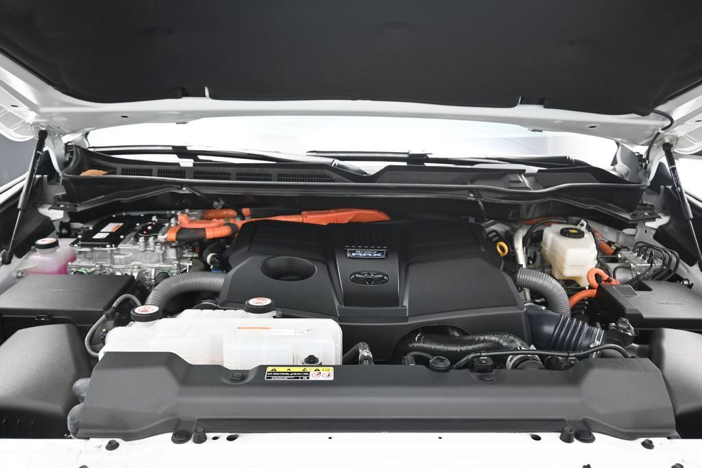 Used 2025 Toyota Tundra TRD Pro AWD/4WD image 12