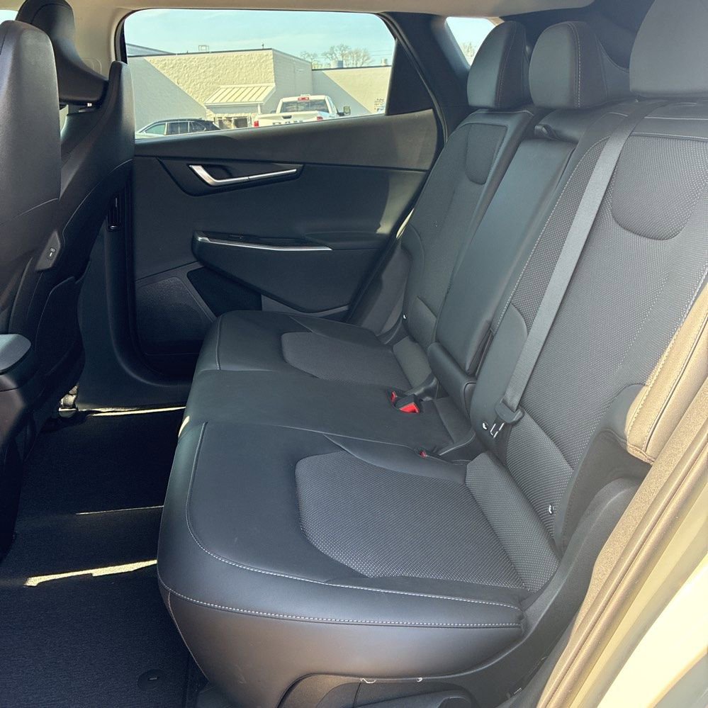 Certified 2024 Kia EV6 Light AWD/4WD image 12