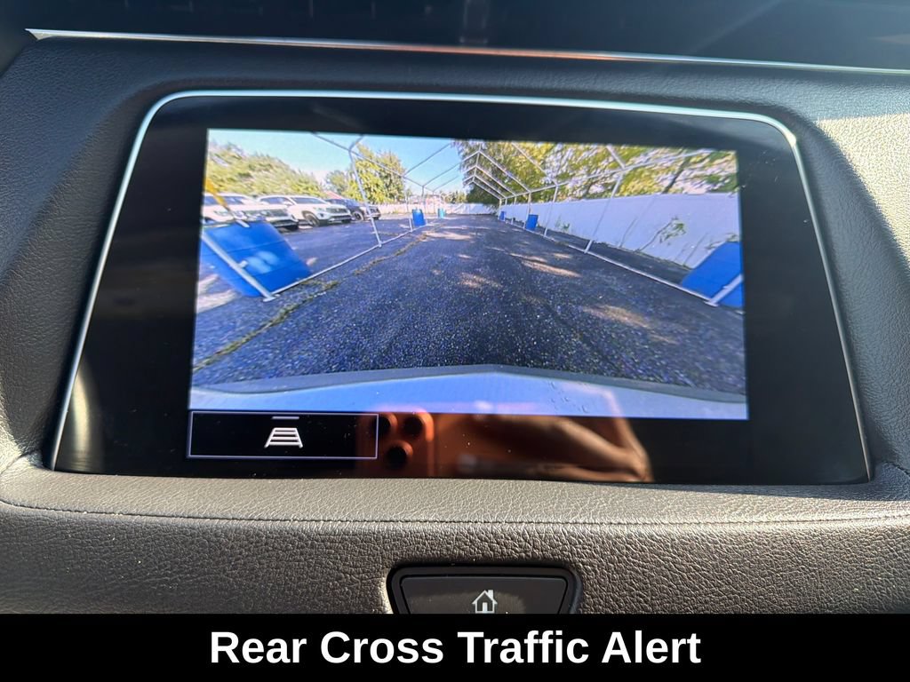 Used 2022 Cadillac XT4 Premium Luxury w/ Safety Alert Package AWD/4WD image 21