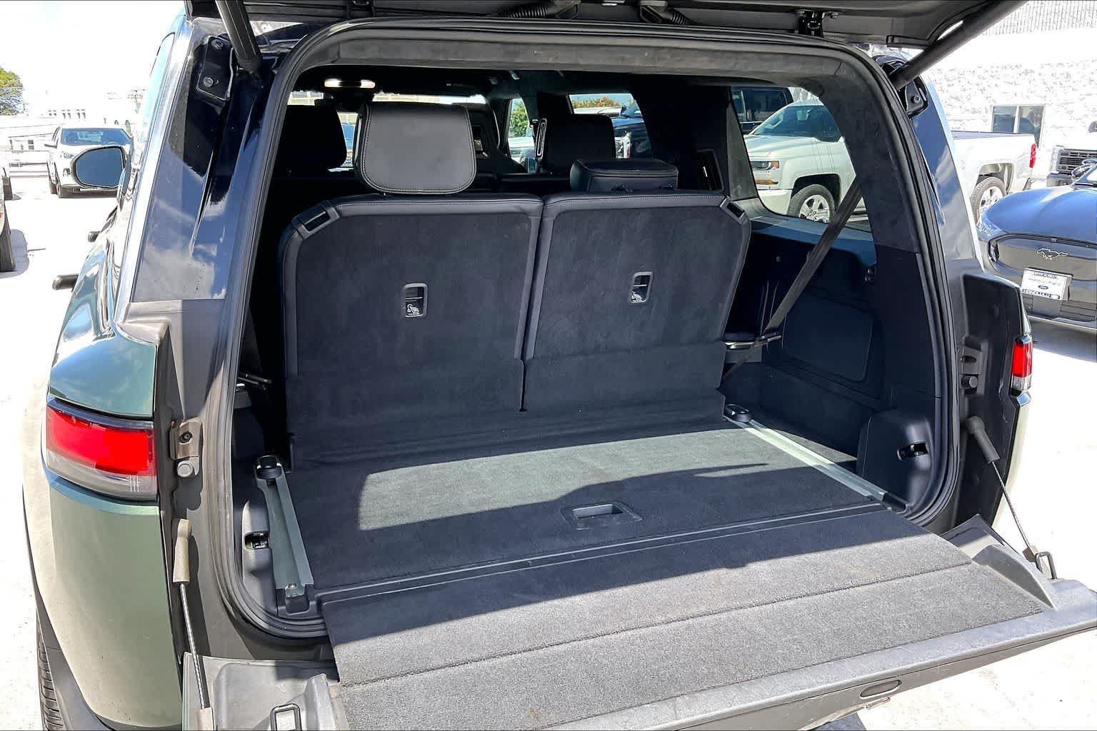 Used 2023 Rivian R1S Launch Edition AWD/4WD image 18