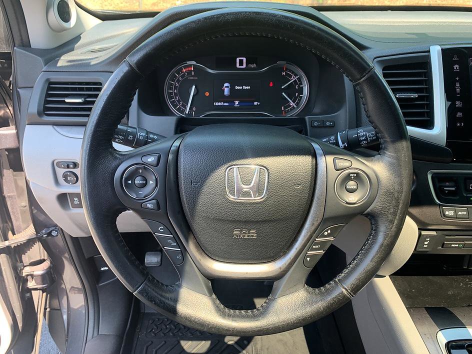 Used 2017 Honda Pilot EX-L image 12