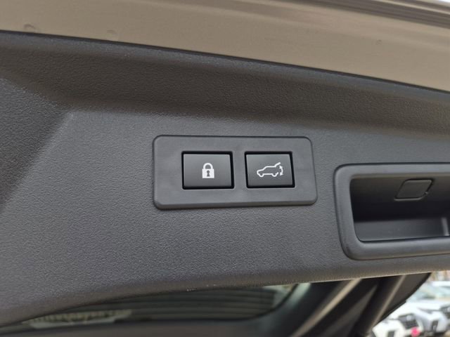 New 2026 Subaru Outback Limited XT image 9