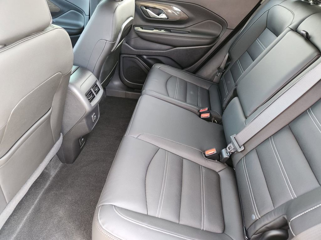 Used 2023 GMC Terrain Denali image 18