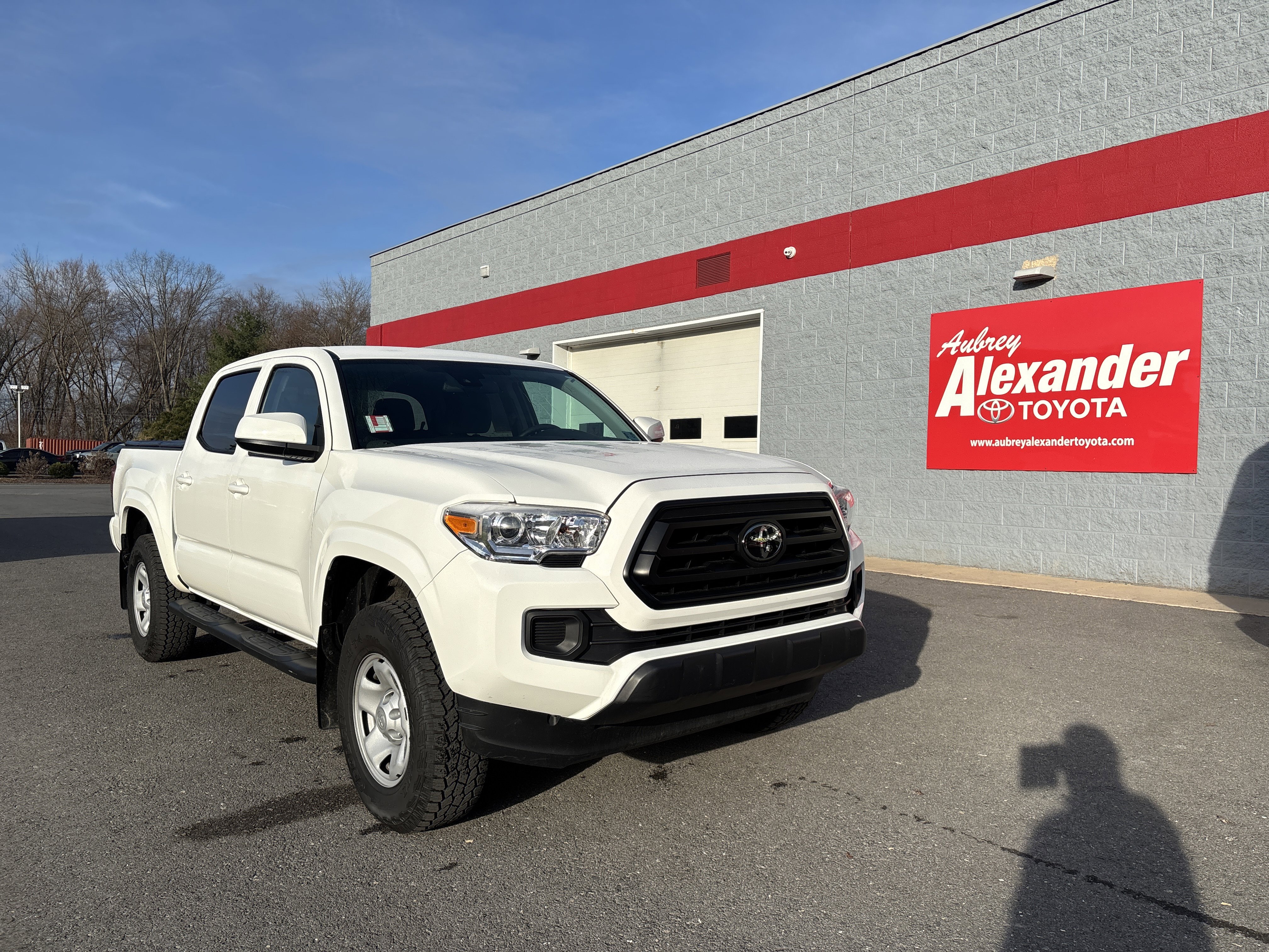 Certified 2023 Toyota Tacoma SR image 1