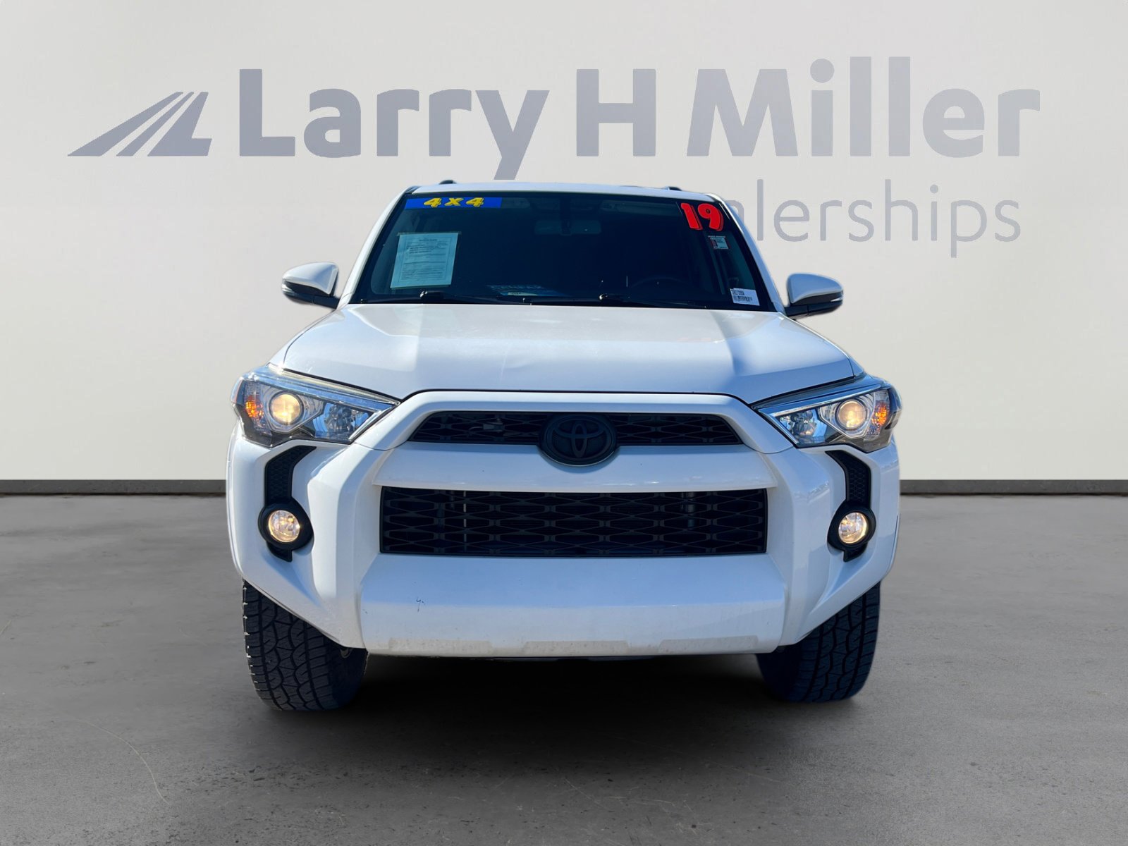 Used 2019 Toyota 4Runner SR5 Premium image 8