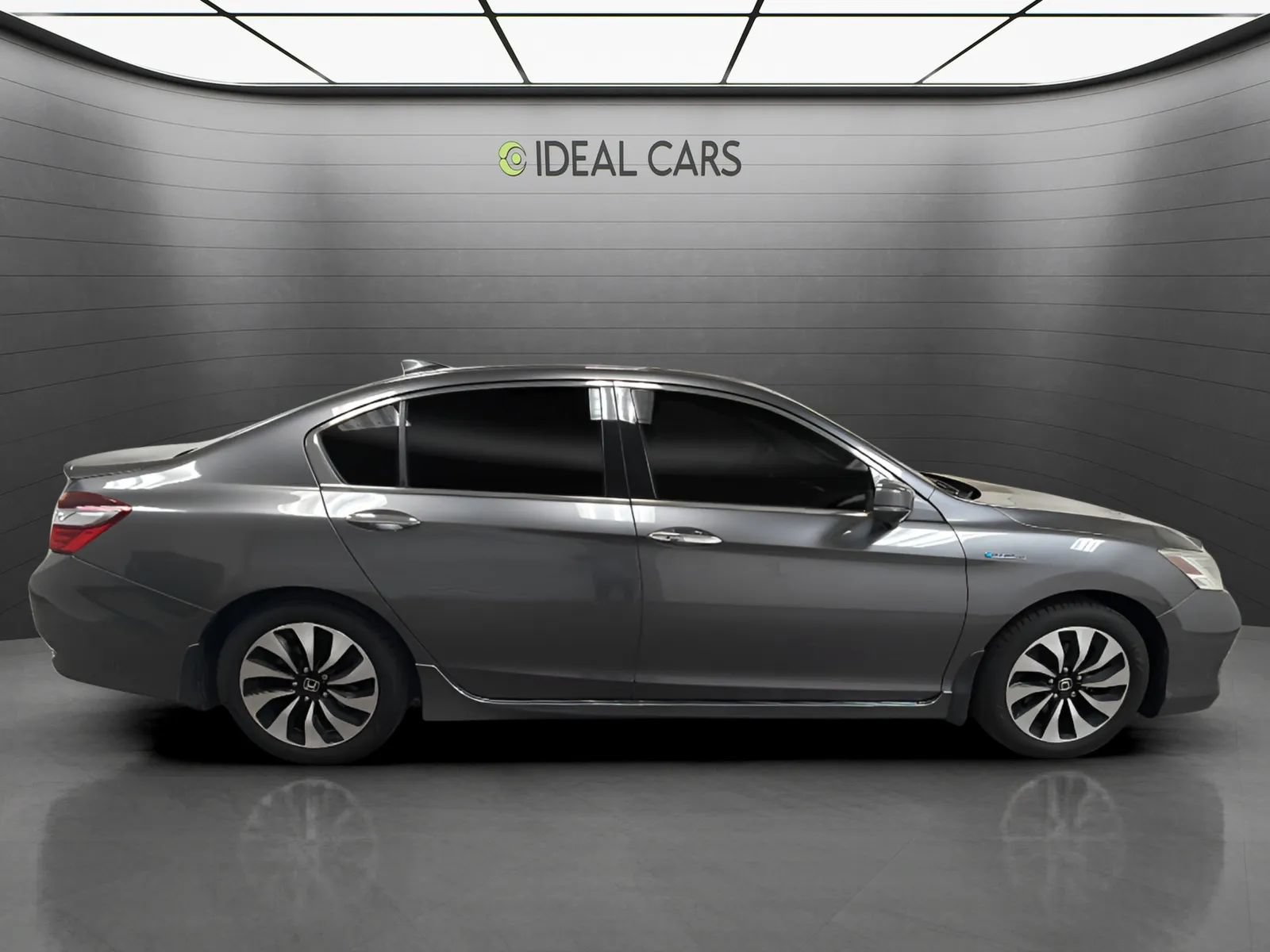 Used 2017 Honda Accord Touring image 6