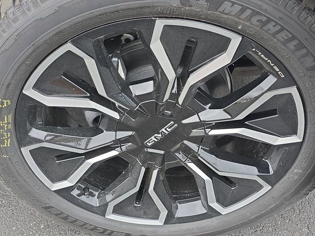 New 2025 GMC Sierra EV Denali image 33