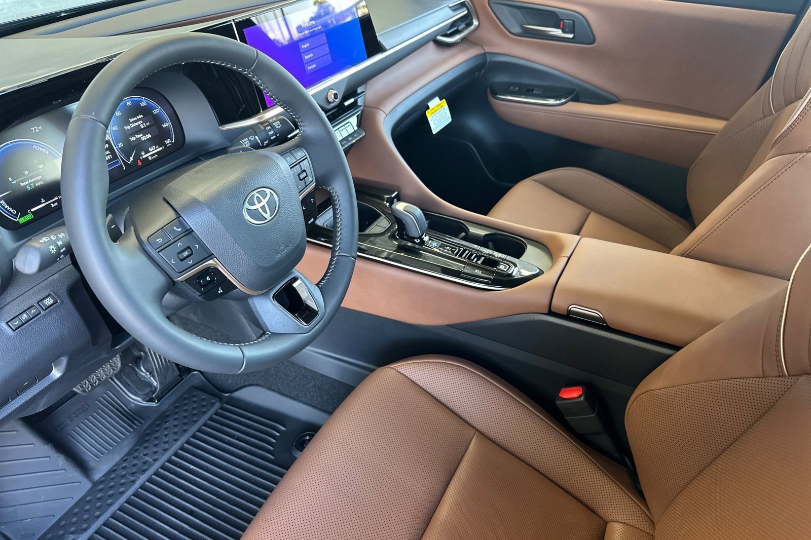 New 2026 Toyota Crown Signia AWD/4WD image 9