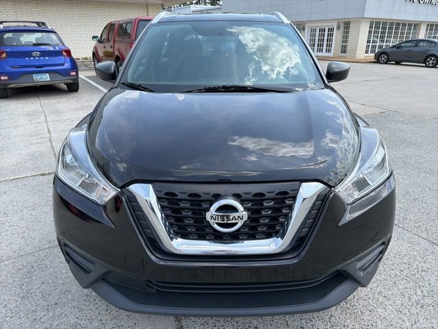 Used 2018 Nissan Kicks S FWD image 3