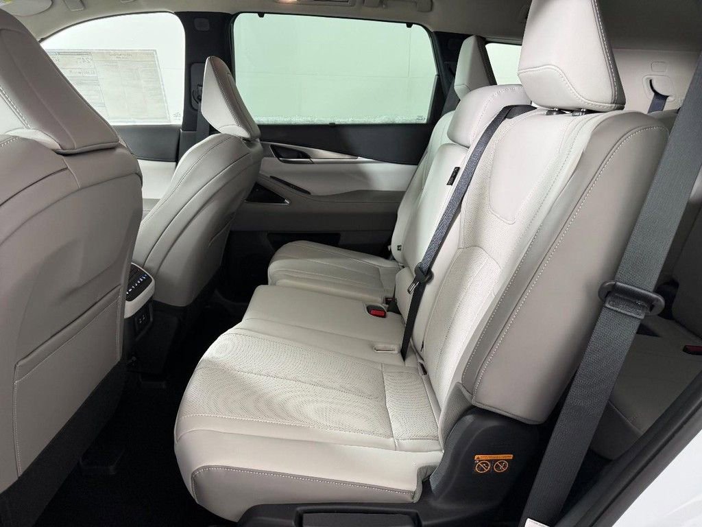 New 2026 INFINITI QX60 Sport image 13