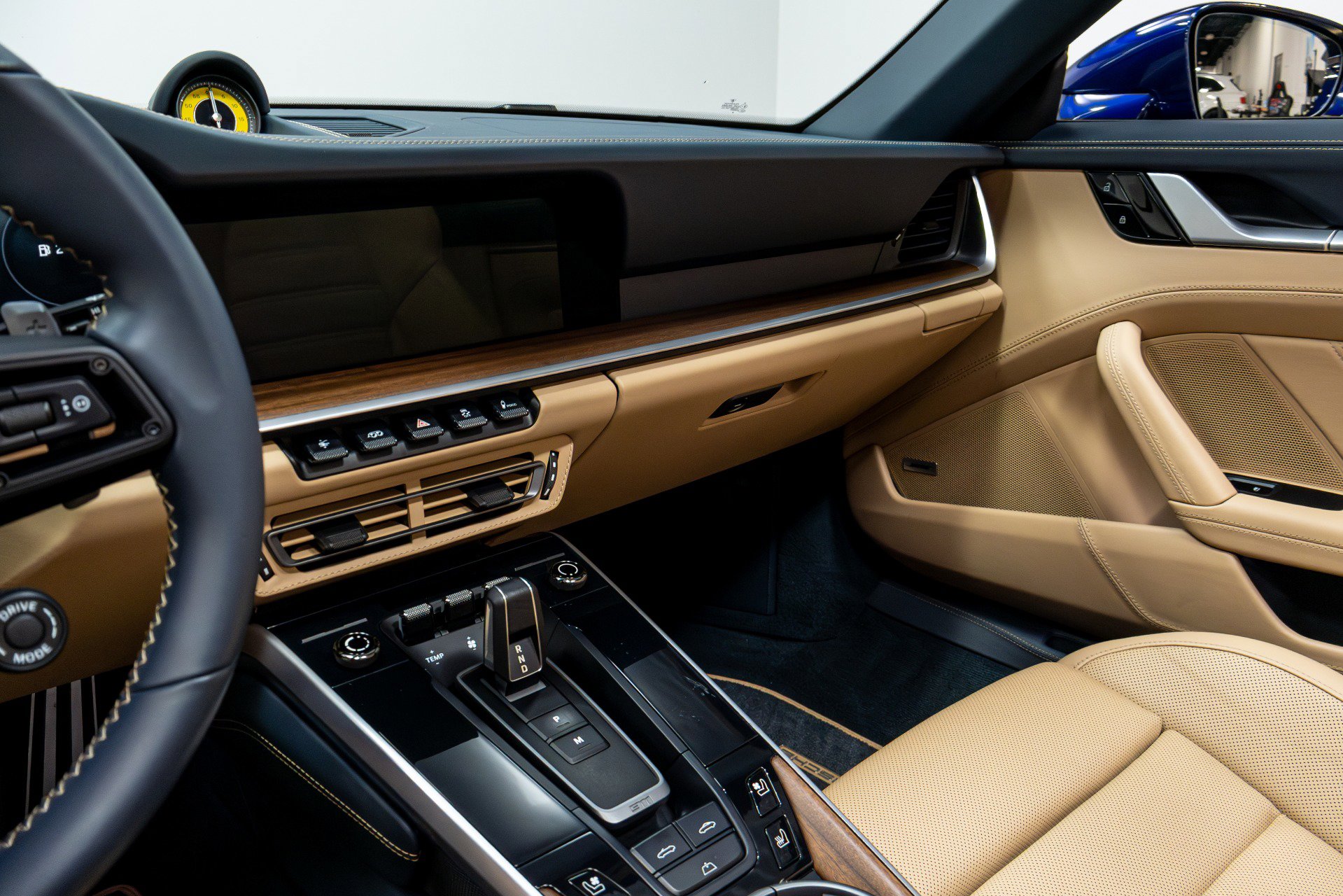 Used 2021 Porsche 911 Turbo S image 12