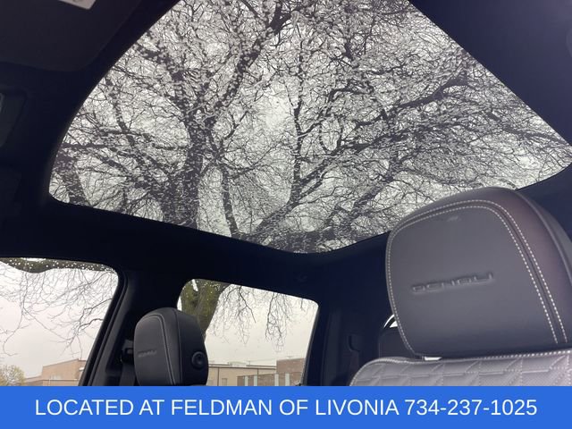 Used 2024 GMC Sierra EV Denali image 18