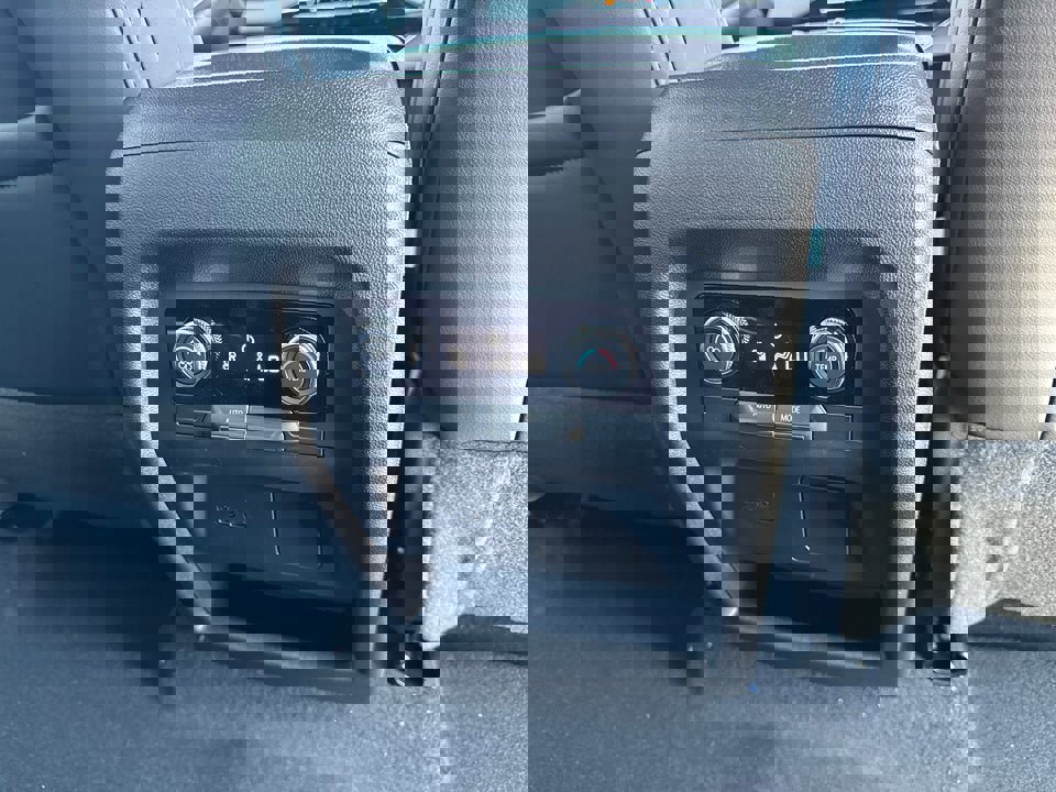 Used 2026 Buick Enclave Sport Touring w/ LPO, Floor Liner Package image 20