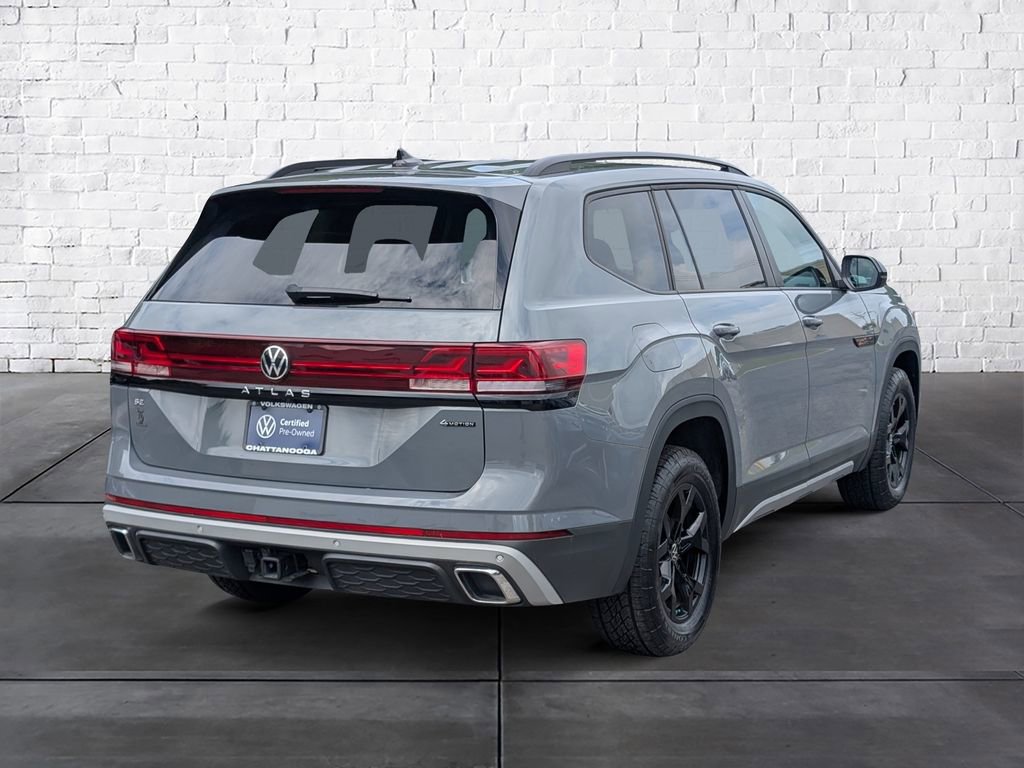 Certified 2025 Volkswagen Atlas Peak Edition SE AWD/4WD image 7