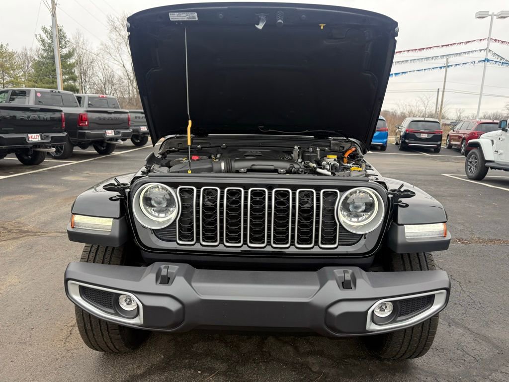 Used 2025 Jeep Wrangler Unlimited Sahara image 57