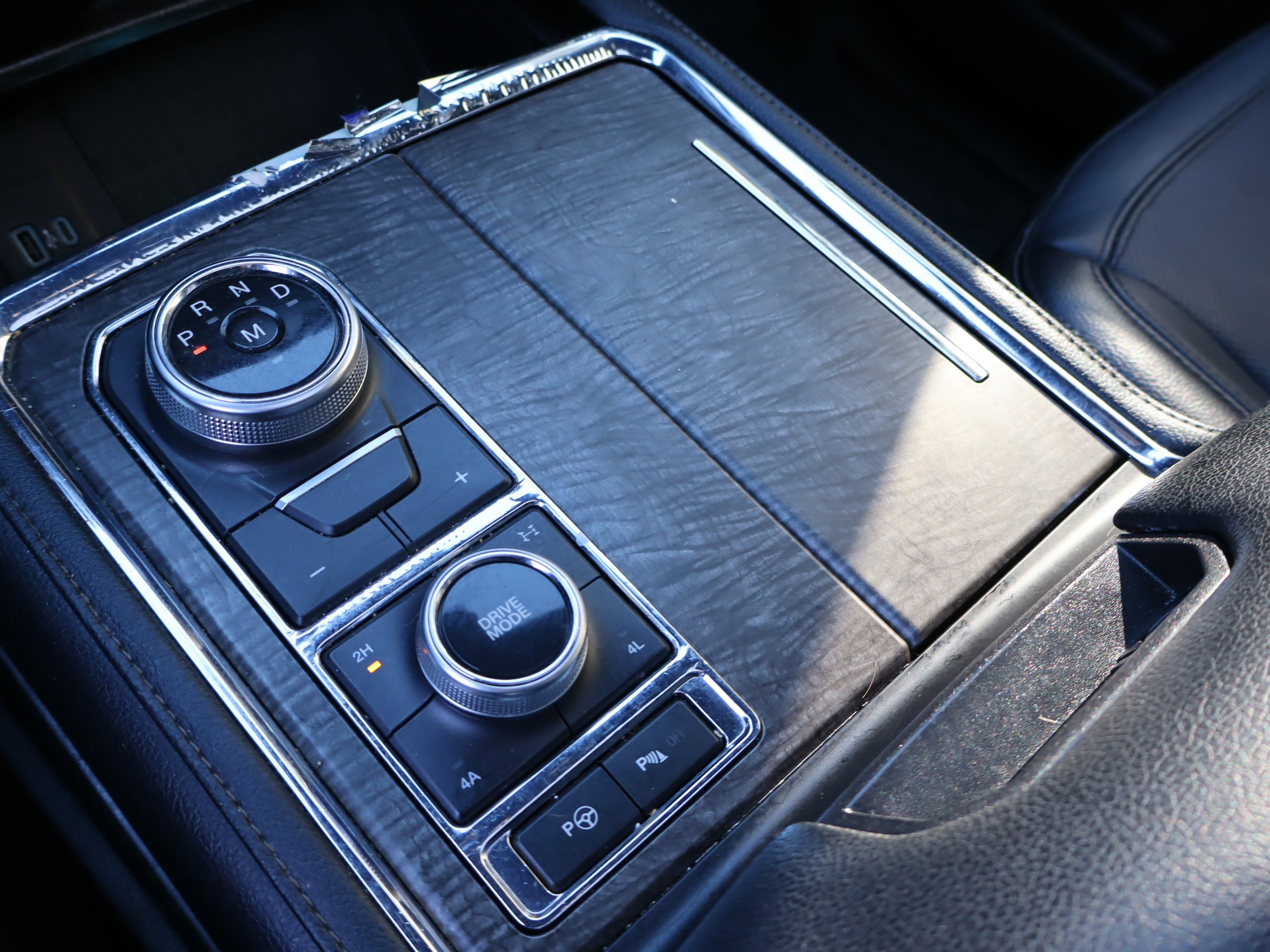 Used 2020 Ford Expedition Limited w/ Special Edition Package image 30