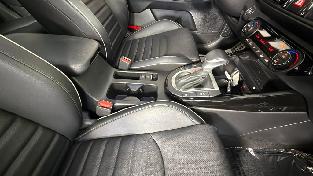 Used 2024 Kia Forte GT-Line w/ GT-Line Premium Package image 37