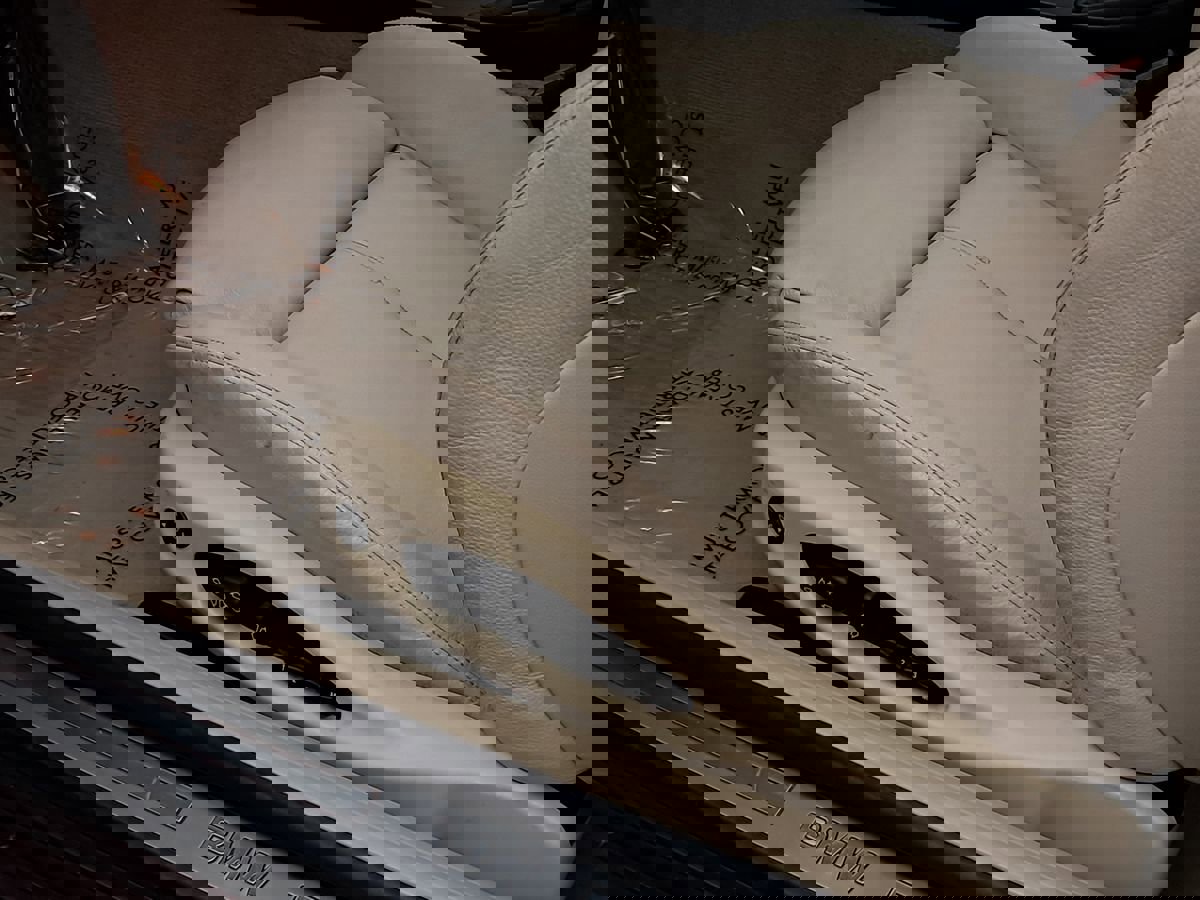 Used 2006 BMW 650i Coupe image 9