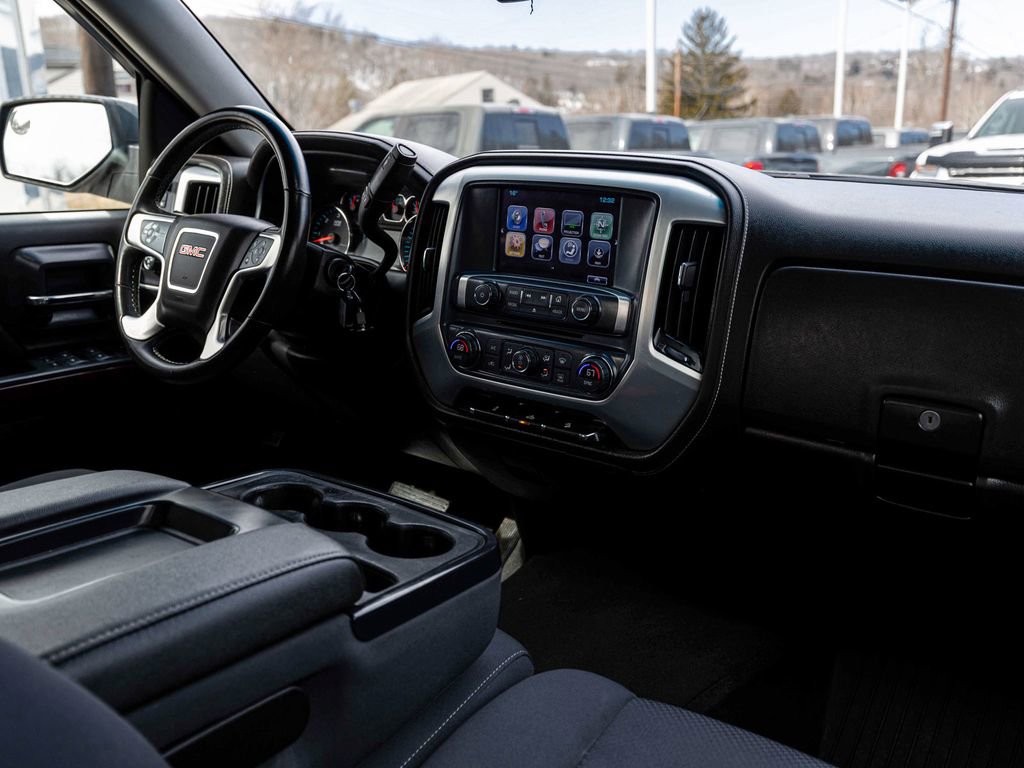 Used 2019 GMC Sierra 1500 SLE w/ SLE Value Package image 32