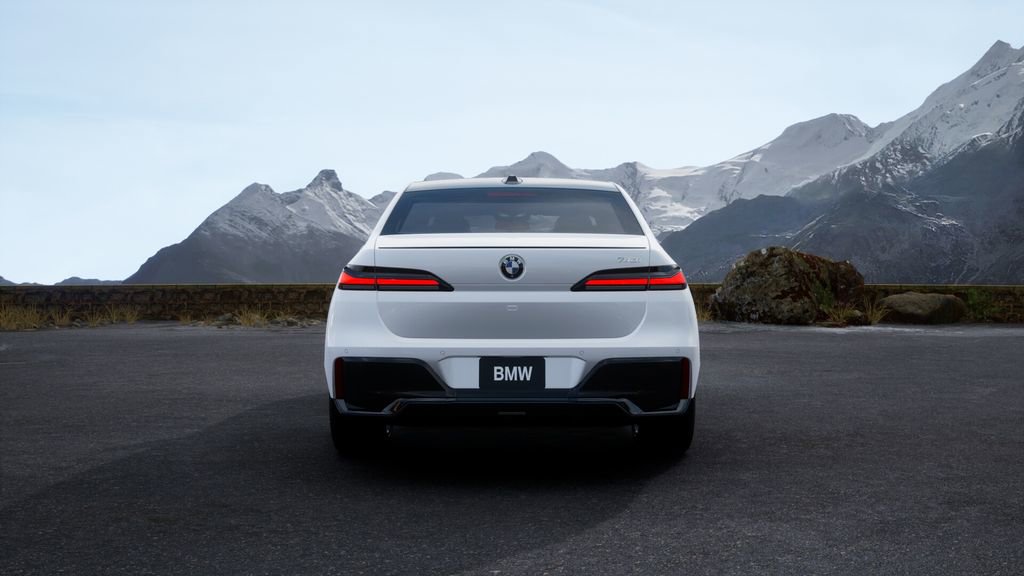 New 2026 BMW 740i RWD image 5