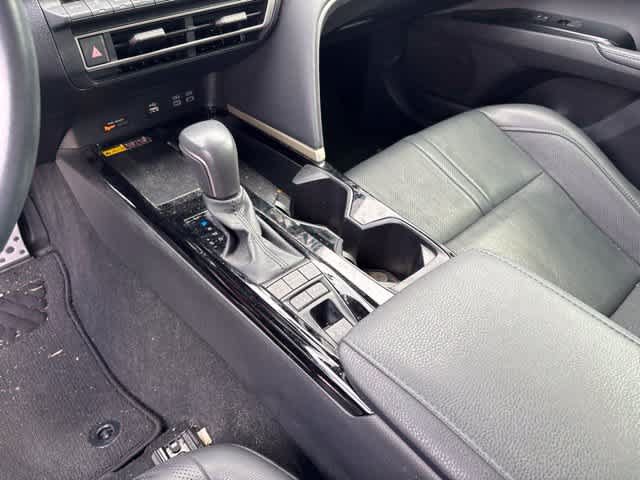 Used 2025 Toyota Camry XSE w/ Premium Package FWD image 16