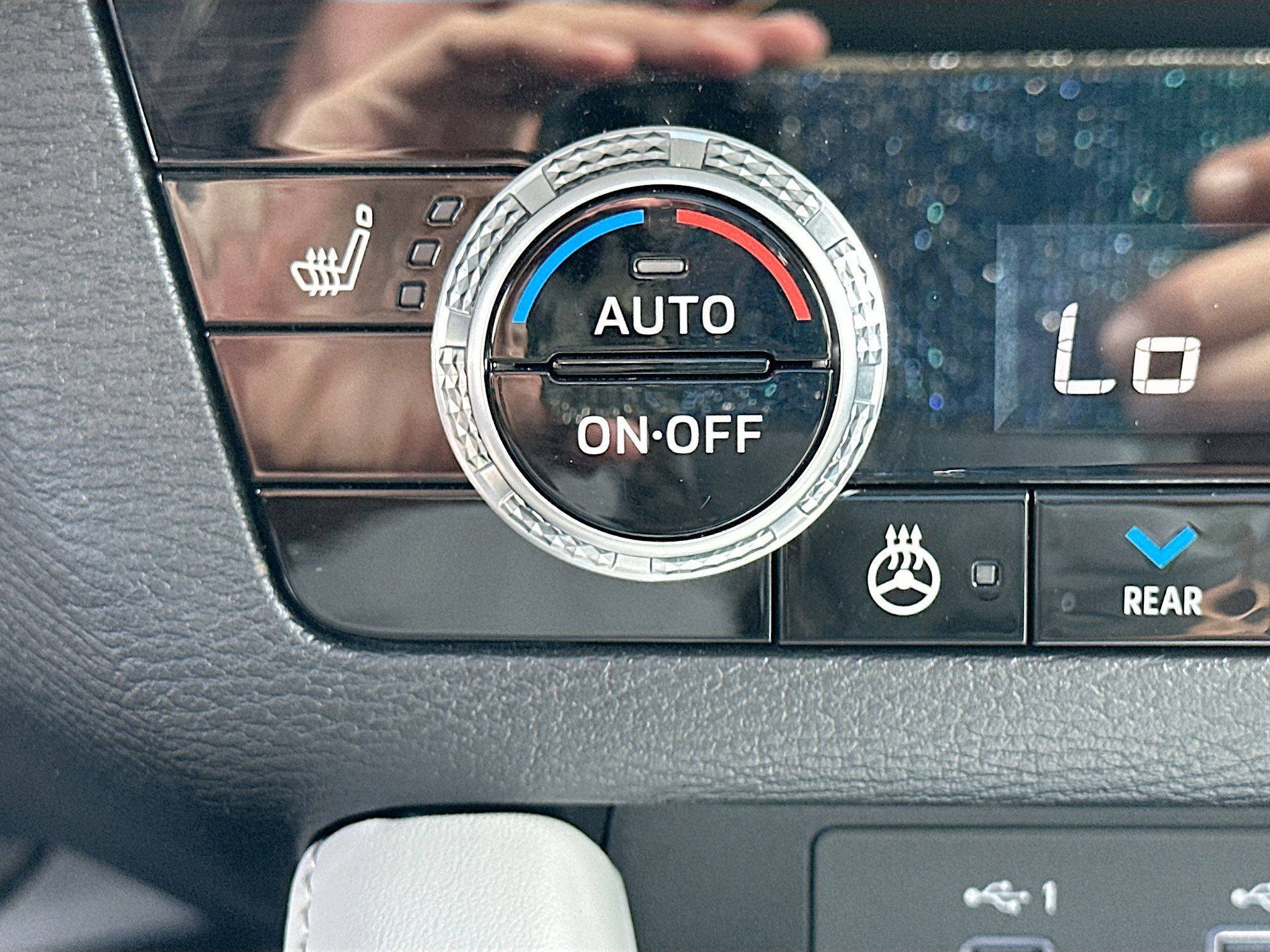 Used 2024 Mitsubishi Outlander SEL Black Edition image 21