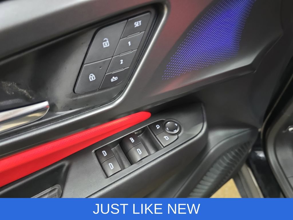 Used 2024 Chevrolet Equinox EV RS w/ Active Safety Package 3 image 27