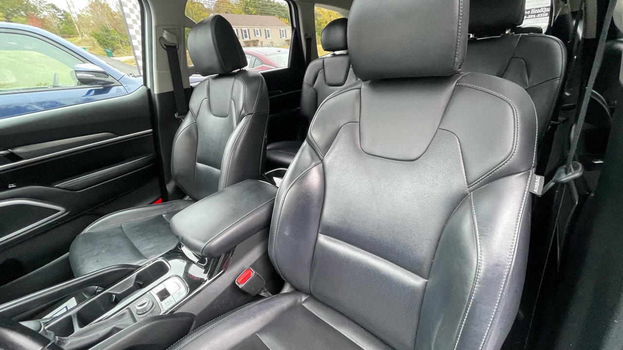 Used 2022 Kia Telluride S image 17