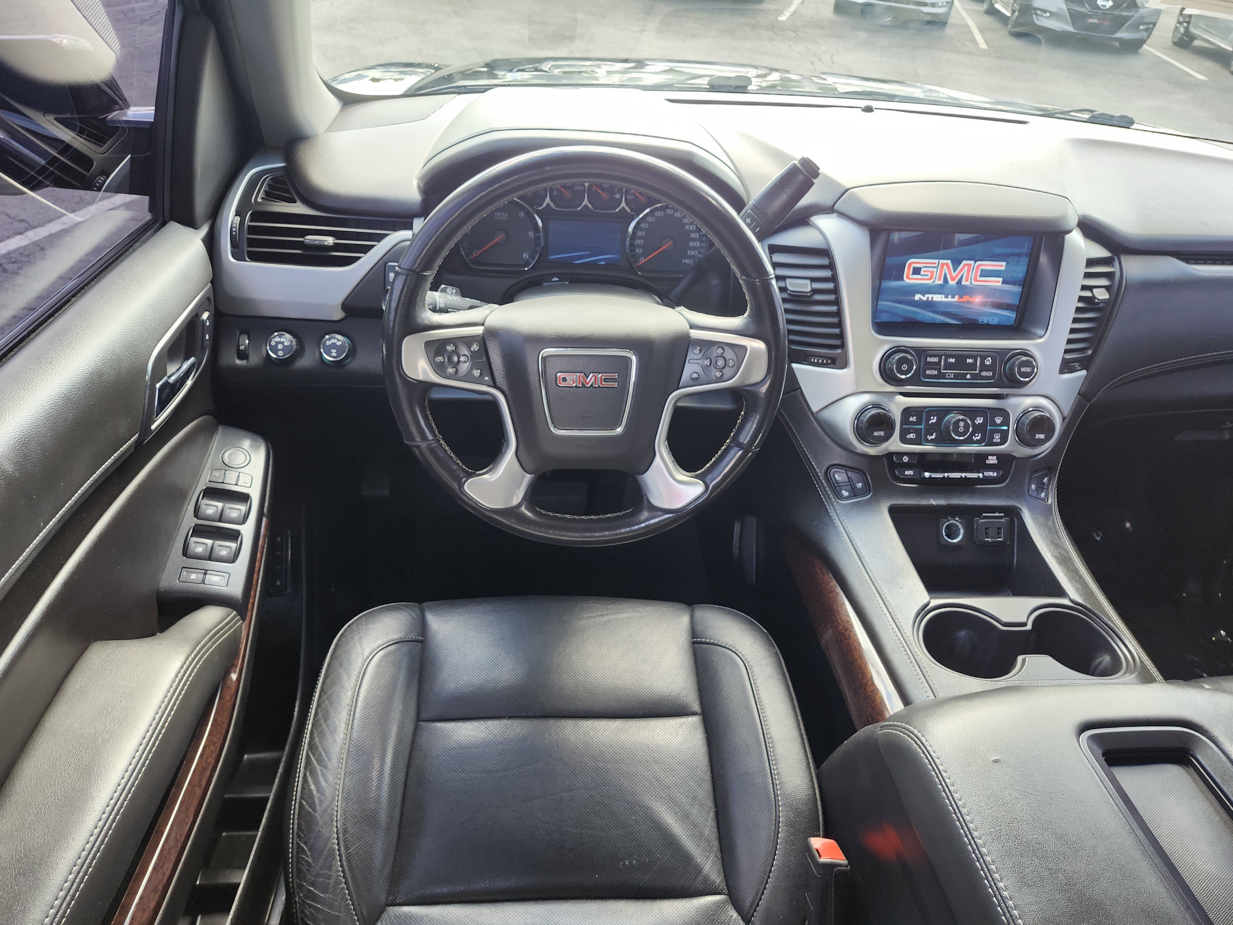 Used 2019 GMC Yukon XL SLT AWD/4WD image 31