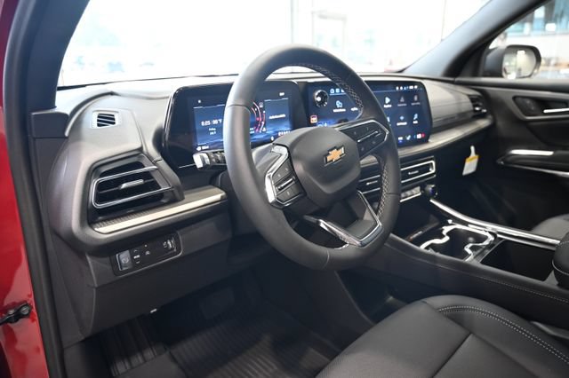 New 2026 Chevrolet Traverse LT w/ Driver Confidence Package FWD image 19