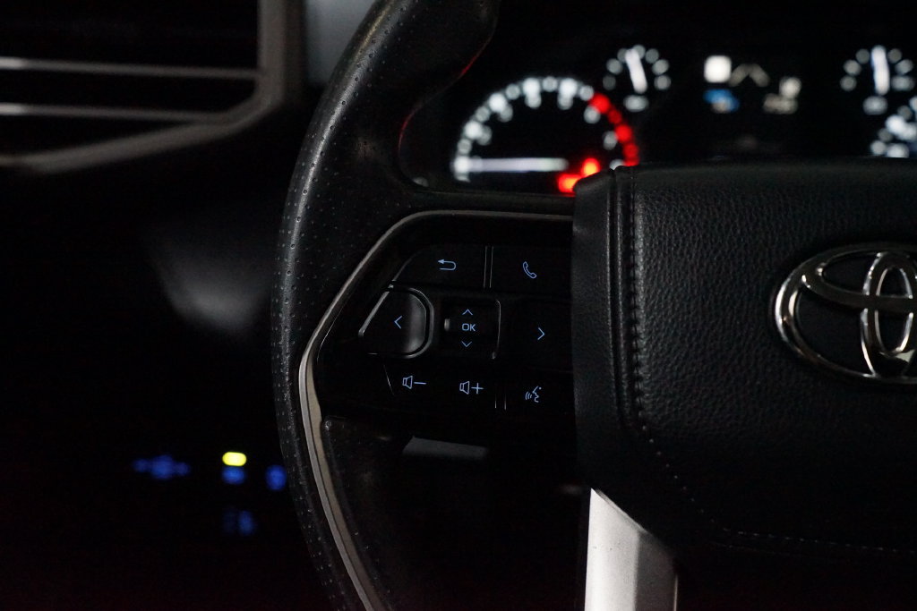 Used 2022 Toyota Tundra SR5 AWD/4WD image 15