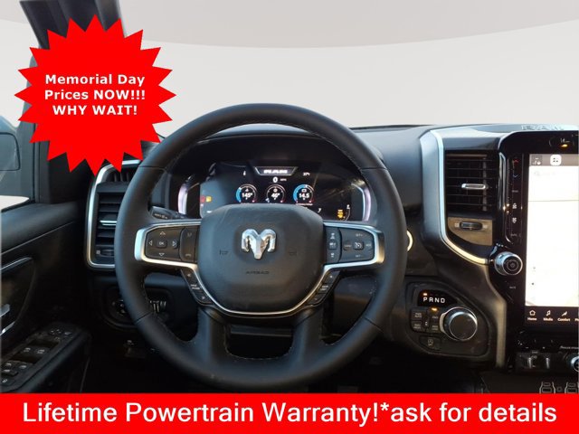 New 2026 RAM 1500 Big Horn AWD/4WD image 10