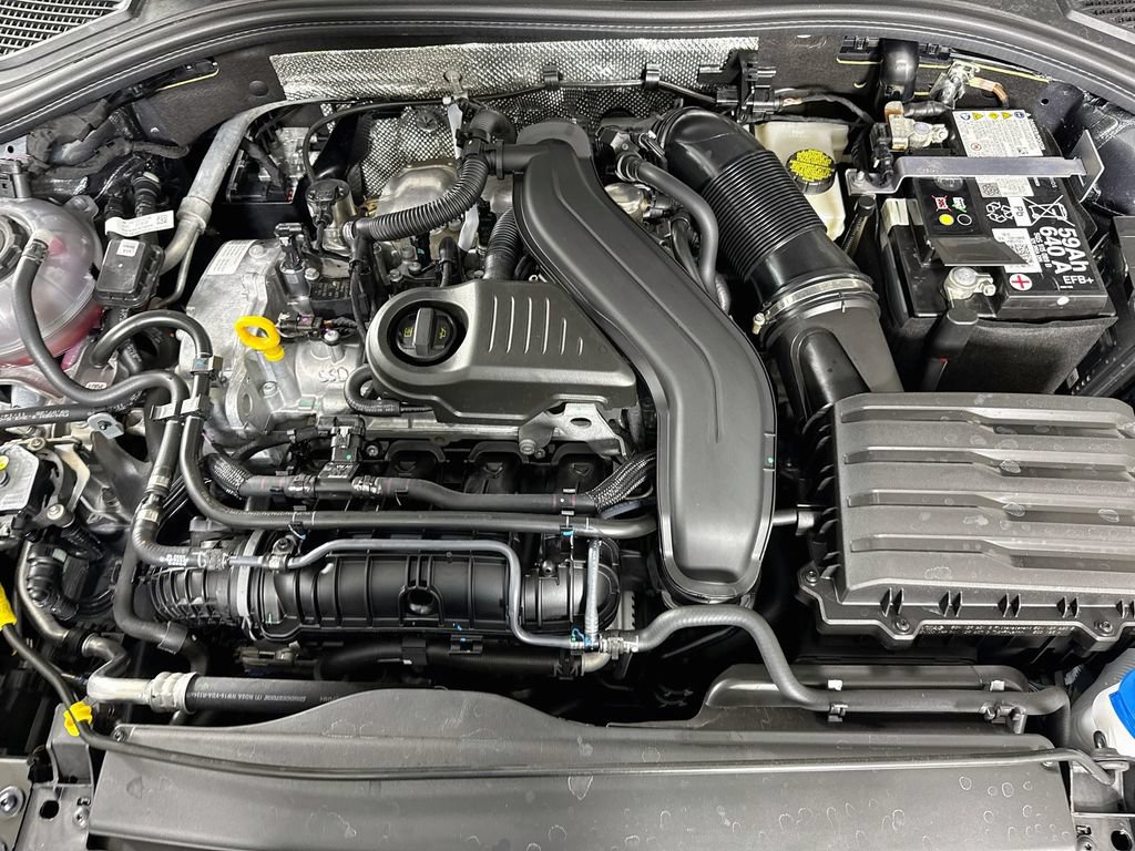 Used 2026 Volkswagen Jetta Sport FWD image 30