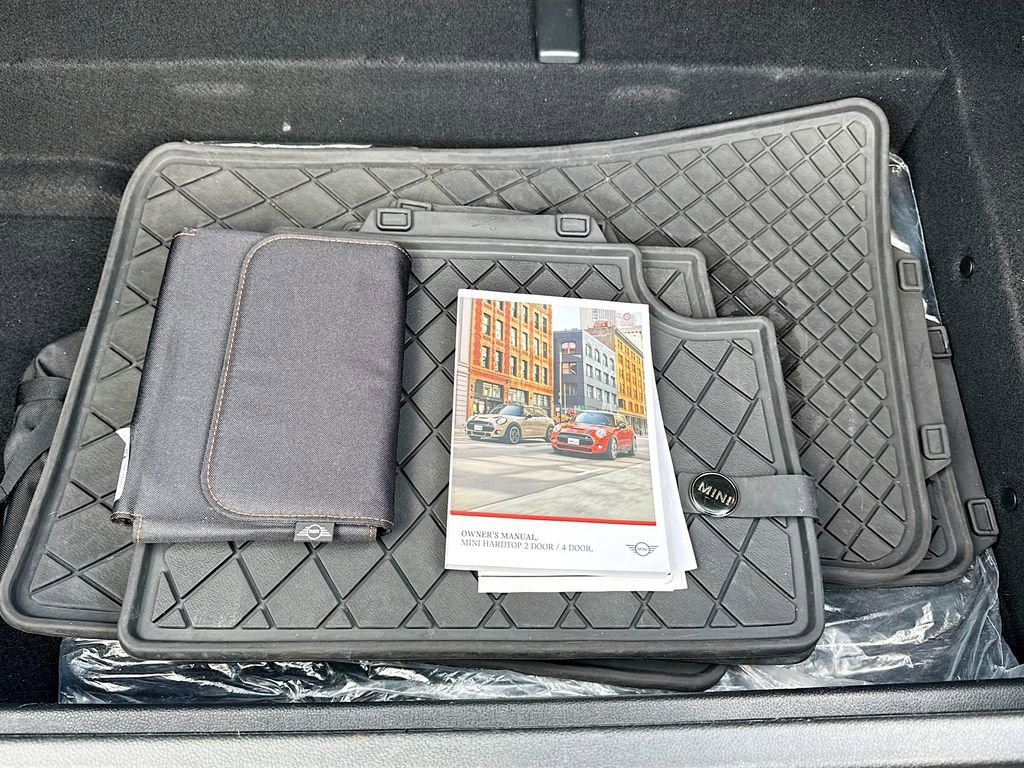 Used 2020 MINI Cooper 4-Door Hardtop image 44