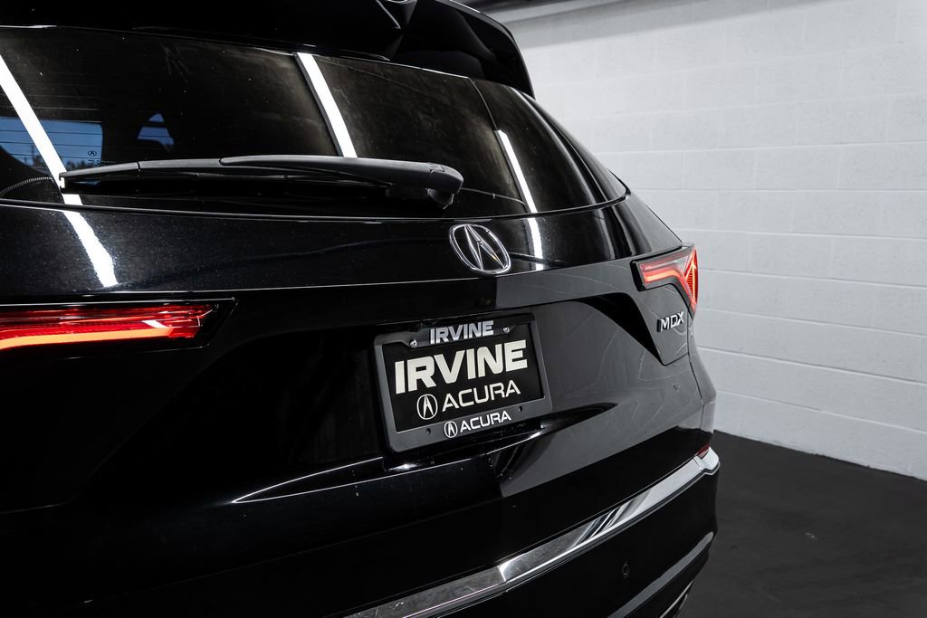 Certified 2023 Acura MDX FWD w/ Technology Package image 16