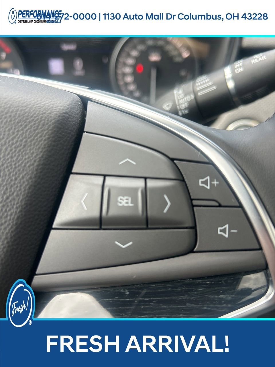 Used 2025 Cadillac XT5 Premium Luxury w/ Technology Package AWD/4WD image 19