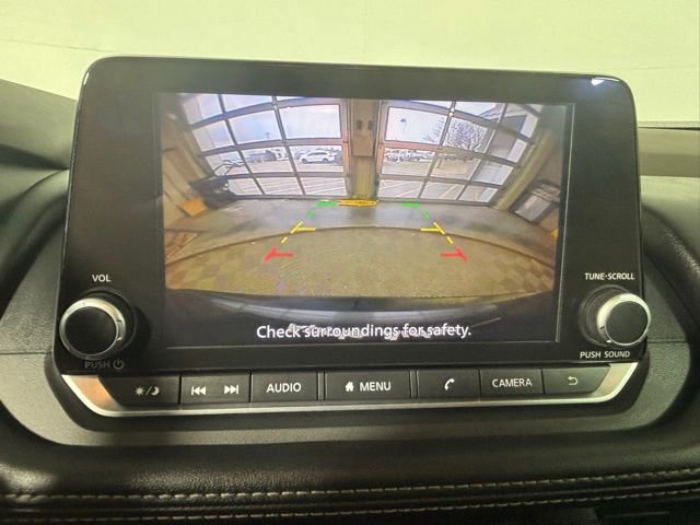 Used 2023 Nissan Rogue S image 16