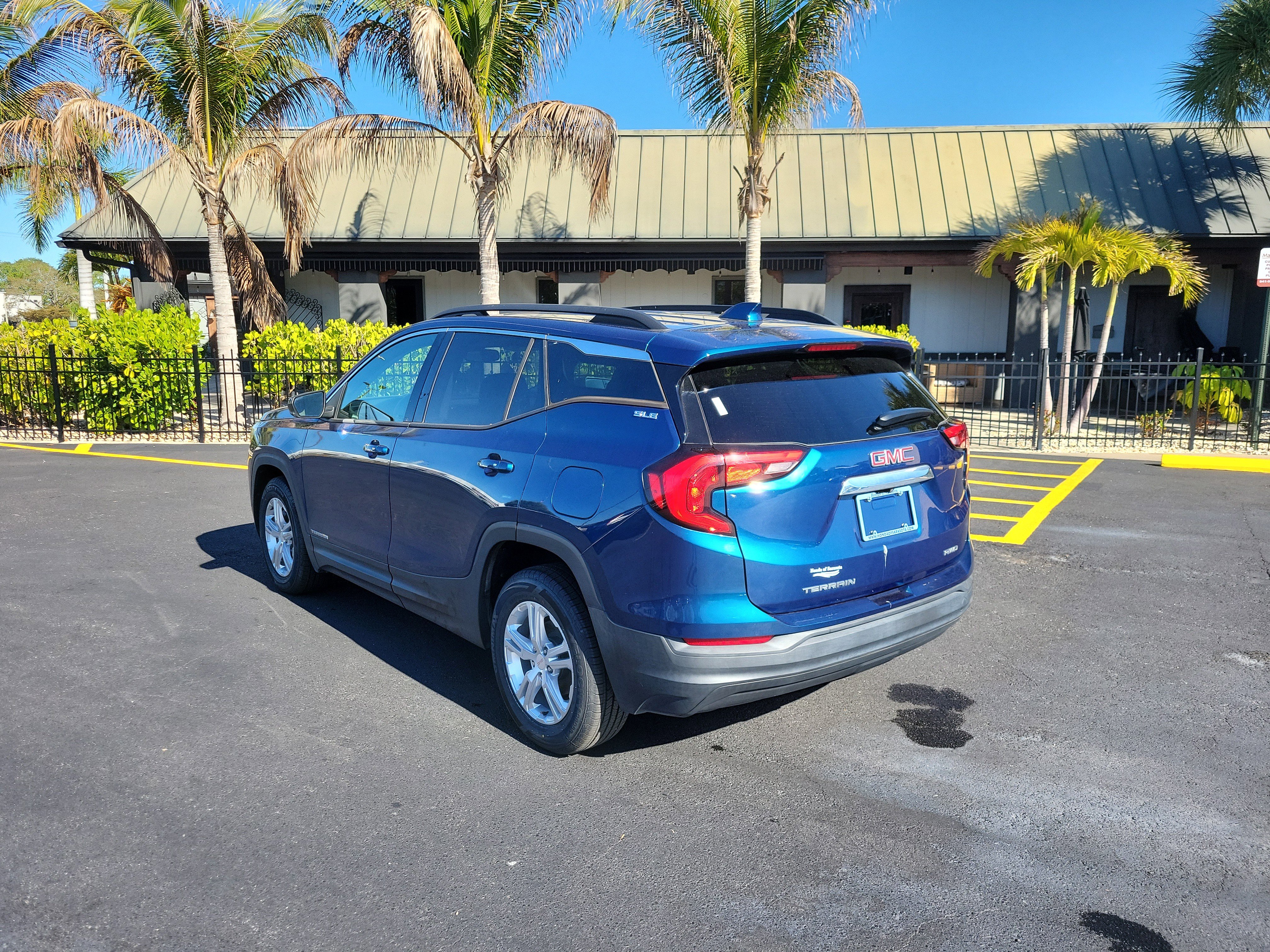 Used 2019 GMC Terrain SLE w/ Driver Convenience Package image 7