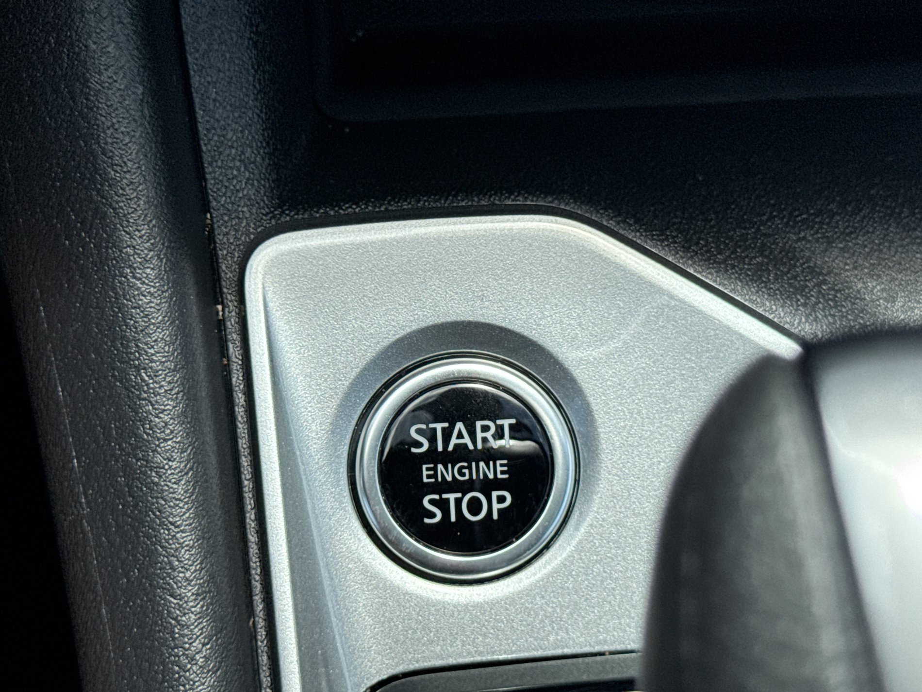 Certified 2025 Nissan Altima 2.5 S FWD image 25