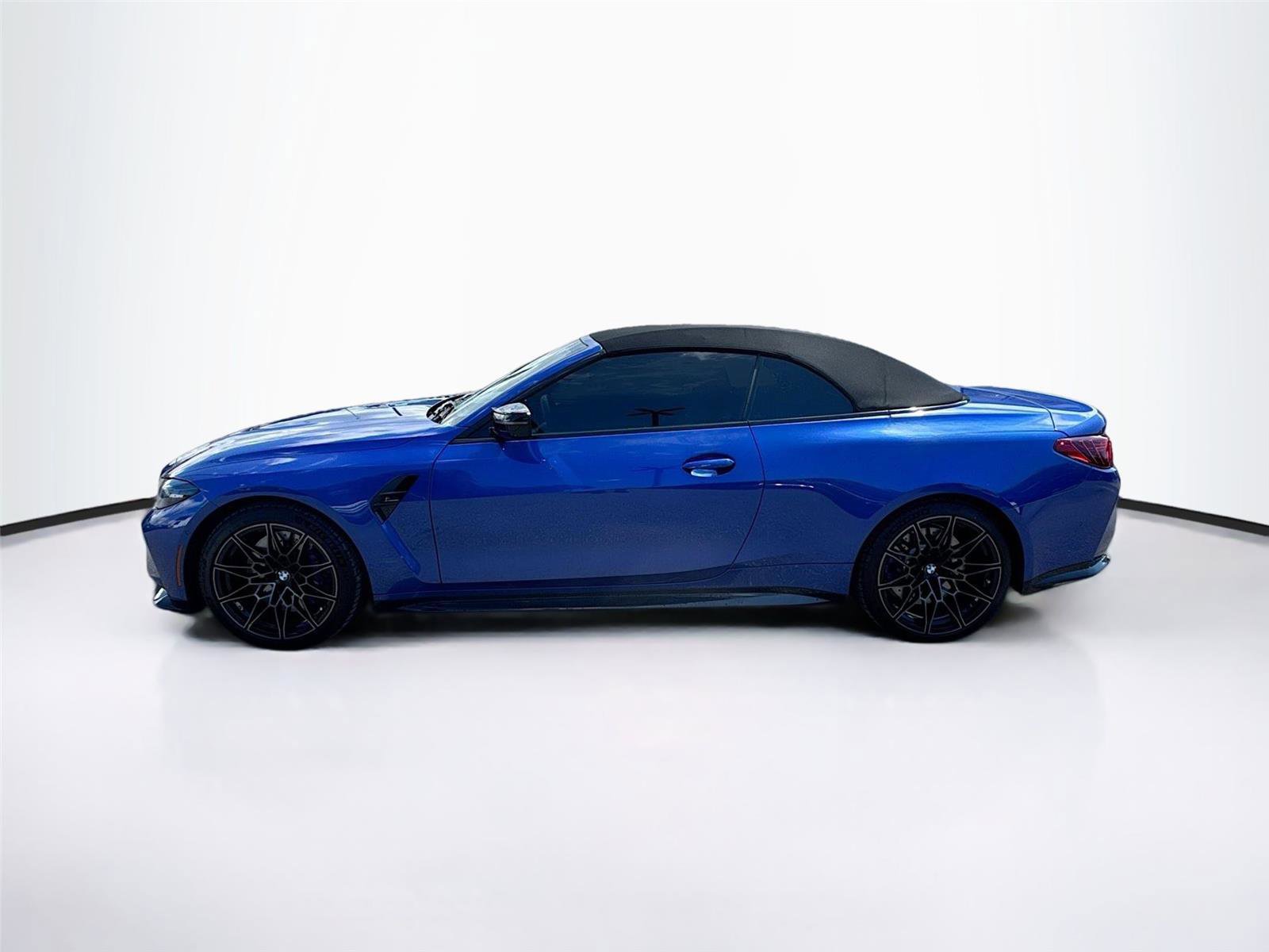 Used 2025 BMW M4 xDrive Competition w/ Executive Package image 4