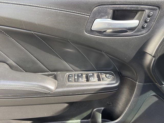 Used 2022 Dodge Charger SXT w/ Plus Group image 13
