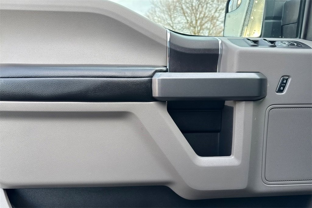 Used 2015 Ford F150 XLT w/ Equipment Group 301A Mid image 12