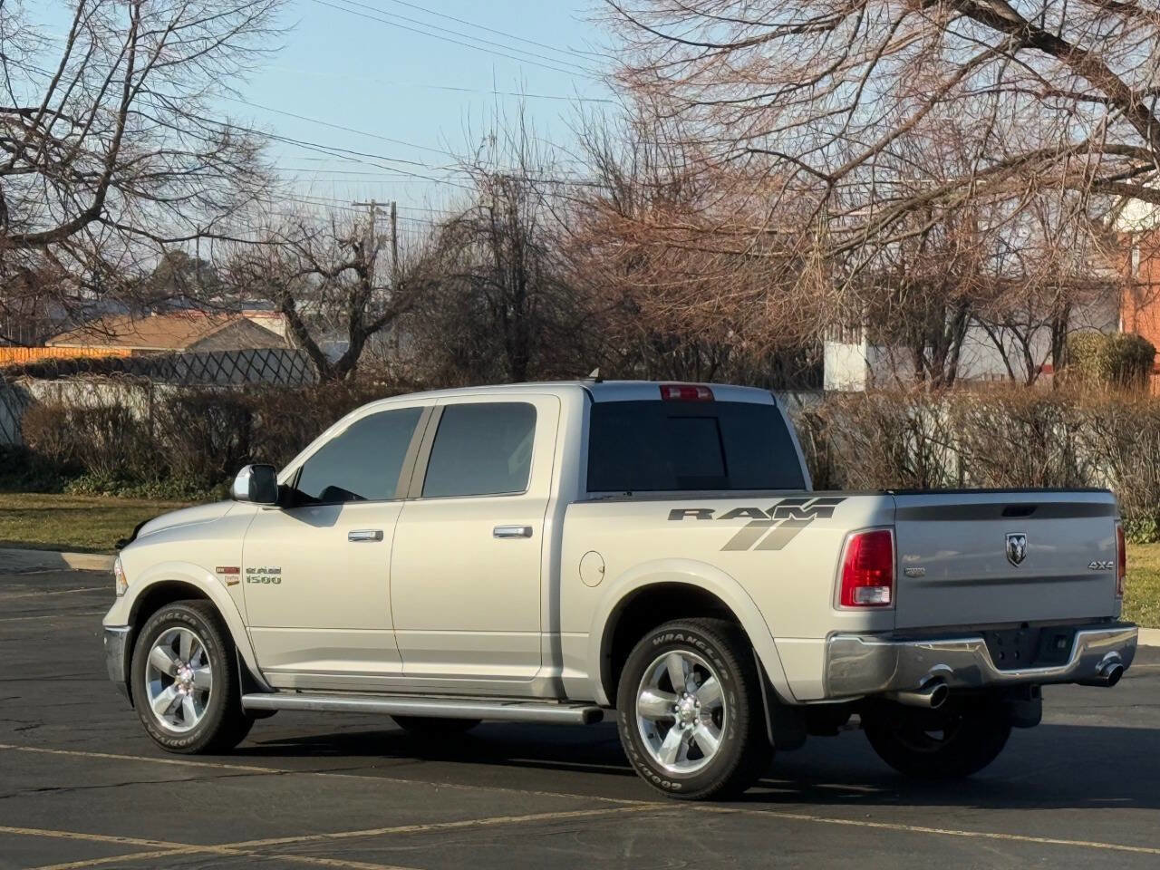 Used 2017 RAM 1500 Laramie w/ Convenience Group image 7