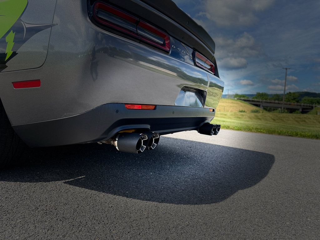 Used 2018 Dodge Challenger R/T Scat Pack RWD image 28